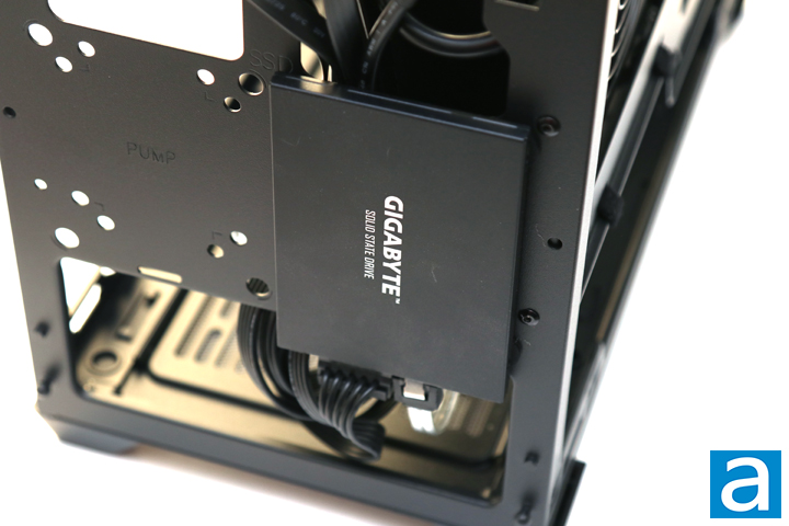 It Does EVERYTHING Right - Cooler Master NR200 ITX Case Review