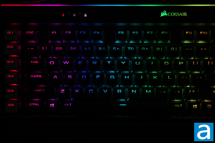 Teclado Corsair K95 RGB Platinum XT - Review