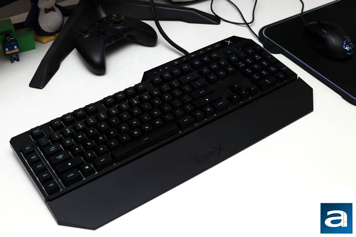 Sound BlasterX Vanguard K08 - RGB Mechanical Gaming Keyboard - Creative  Labs (Pan Euro)