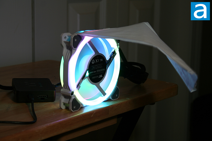 Thermaltake Riing Trio 12 RGB White Cooling Fan