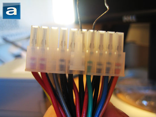 The Power Supply Paperclip Test - GadgetMates